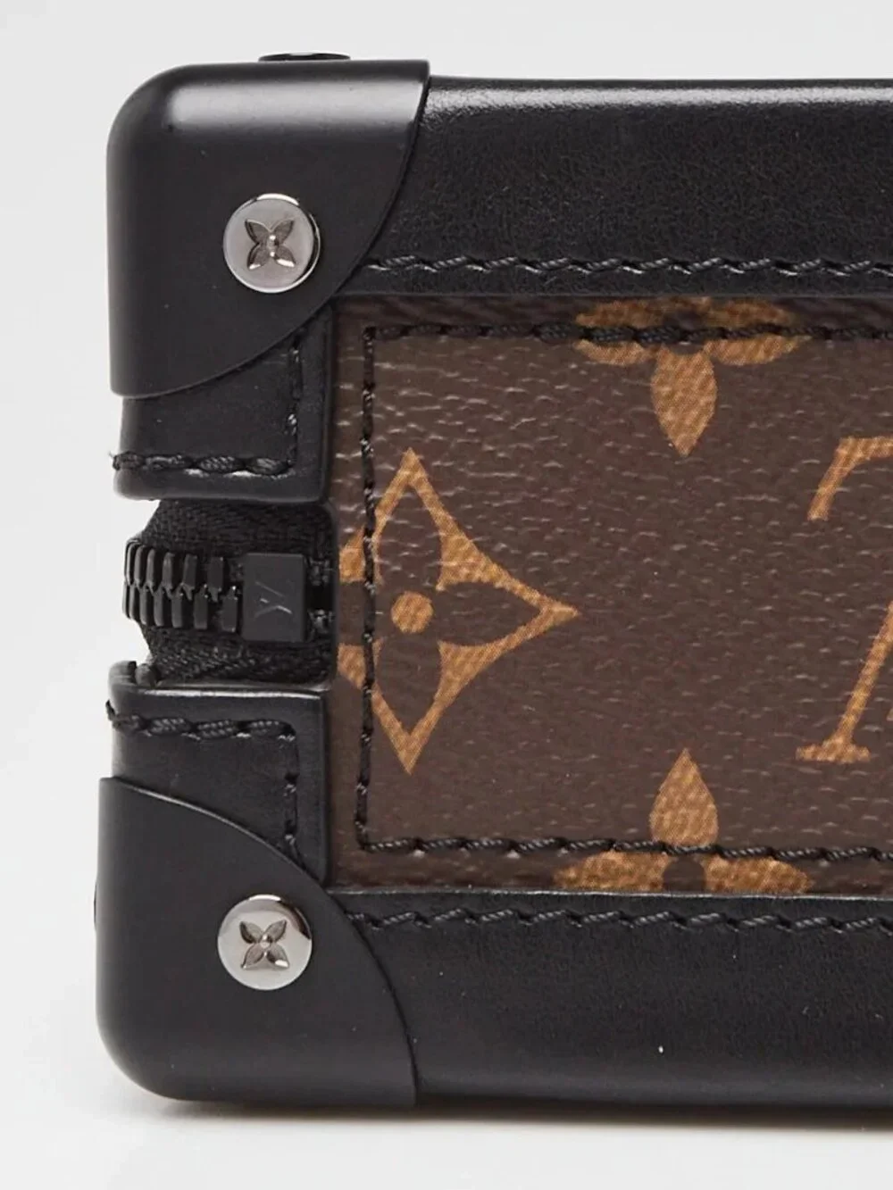 Louis Vuitton Monogram Canvas Tuffetage Vertical Soft Trunk Bag